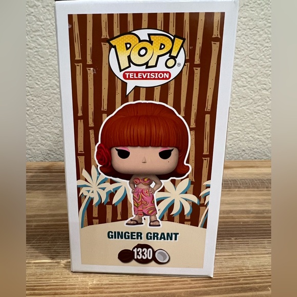 Funko Pop Gilligans Island Ginger Grant 1330 - Picture 3 of 3